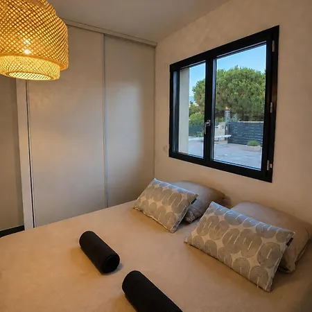 公寓 2 Bedroom With Sea View, Air-conditioned, 50 M Away Pietrosella