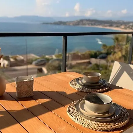 公寓 2 Bedroom With Sea View, Air-conditioned, 50 M Away Pietrosella